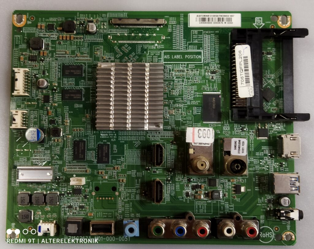 CARTE / MOTHERBOARD TV Philips 715G7673 M0E 000 005T XFCB0NB13100SX Fncba3s1531 225723683188